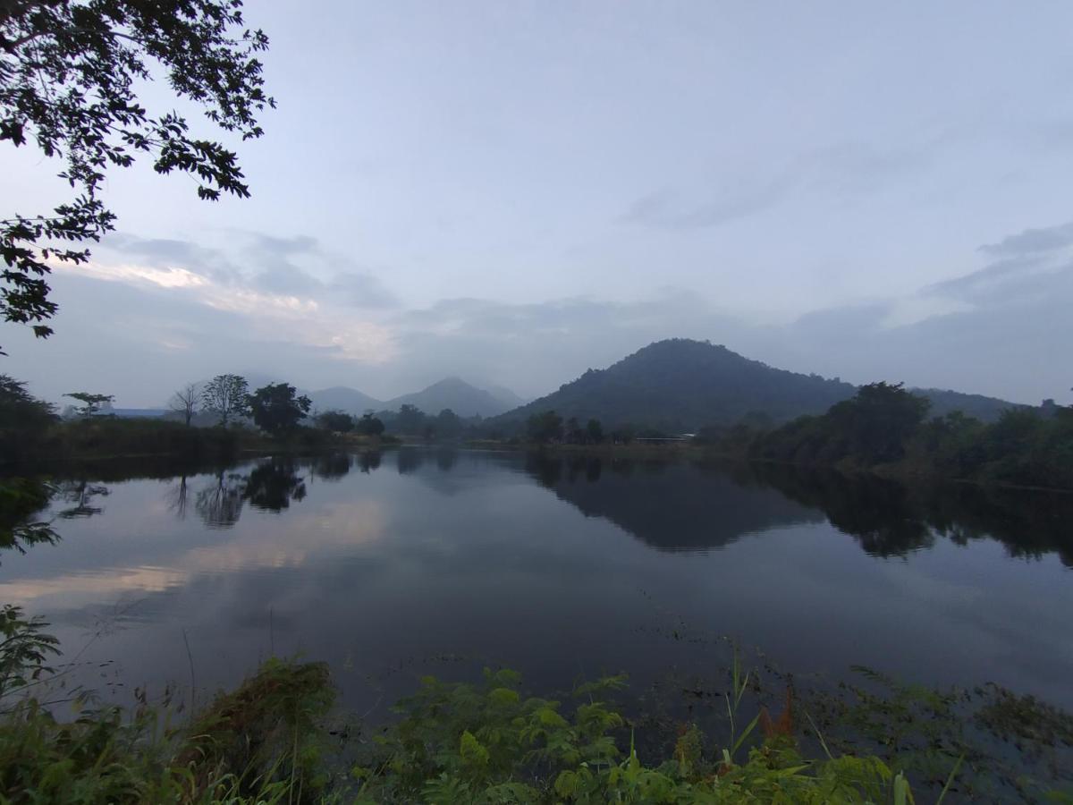 Vila Royal Mountain View Ratchaburi Exteriér fotografie
